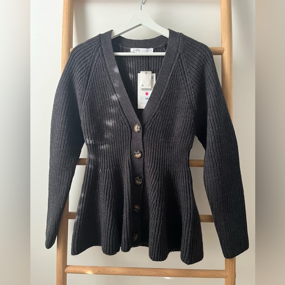 Zara fitted waist knit cardigan - Khaite style - Picture 5 of 12